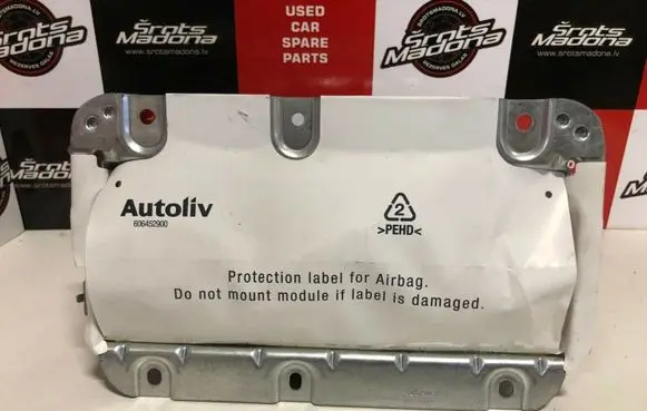 Volvo XC70 Passenger airbag 30721035