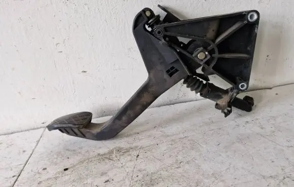 Clutch pedal