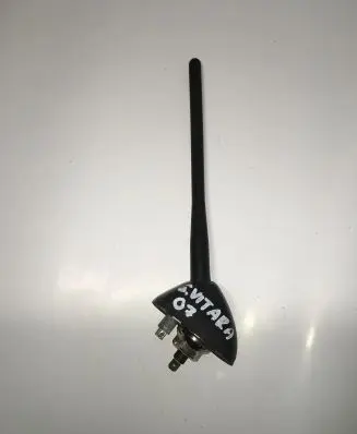 Suzuki Grand Vitara II Radio antenna 