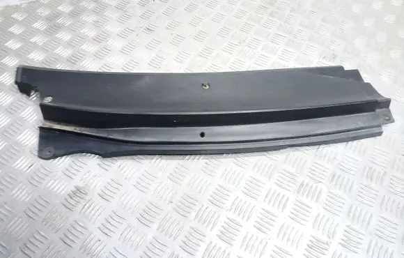 Wiper trim