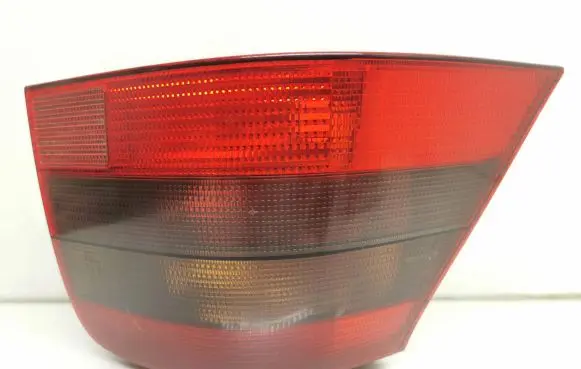 Volkswagen Golf IV Rear/tail lights 148185 148197 1j6945111s