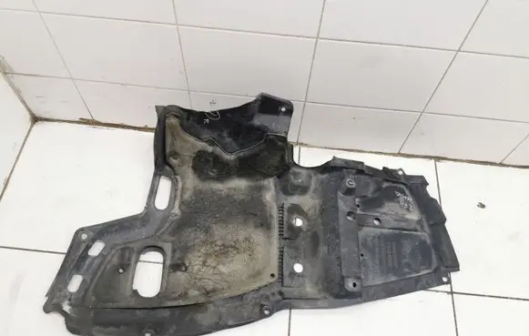 Front underbody cover/under tray