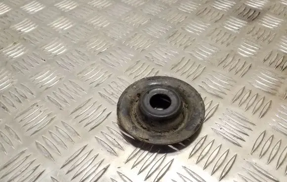 Volkswagen Golf IV Coil spring mount 