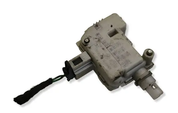 Audi A6 S6 C5 4B Central locking motor 4B0862153 380959781
