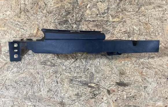 Porsche Cayenne (9Y0 9Y3) Headlight/headlamp mounting bracket 9y0807572b