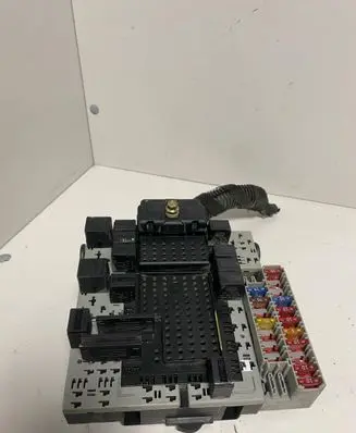 Volvo S80 Fuse module 30679527 03W503 08696098