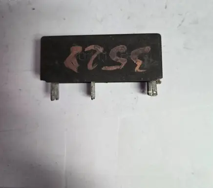 BMW 5 E28 Other relay 13746132