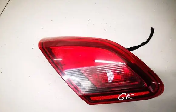 Opel Corsa E Tailgate rear/tail lights 39012629 460034366