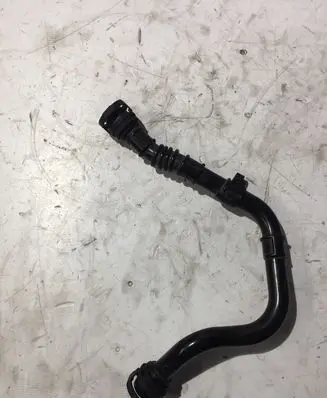 Volkswagen Crafter Breather hose/pipe 04L1034936