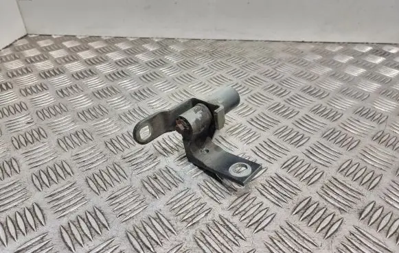 Ford S-MAX Front door upper hinge