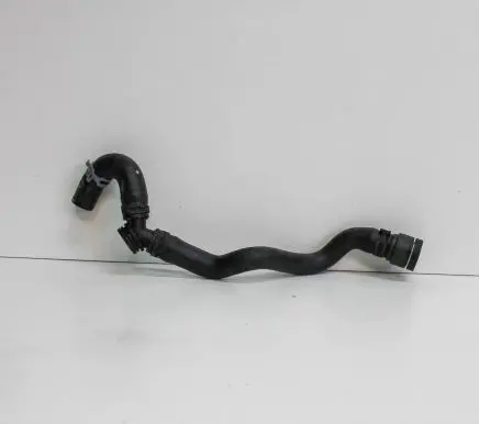 Volkswagen Jetta VII Engine coolant pipe/hose