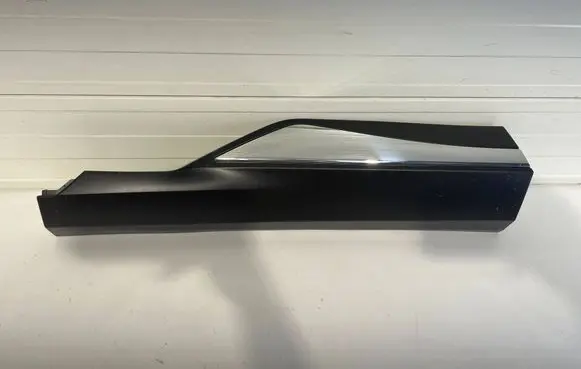 Nissan X-Trail T33 Rear door trim (molding) 828706RA0B