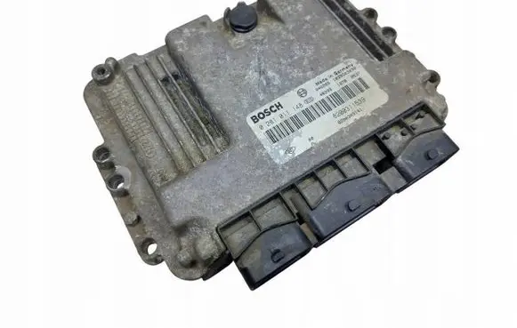 Renault Megane II Engine control unit/module 0281011148 8200311539 8200303141