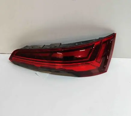 Audi Q5 SQ5 Tailgate rear/tail lights 80A945430D 80A945076B