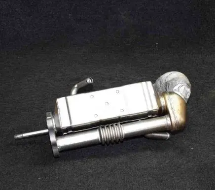 Mazda 6 EGR valve cooler R2AA20304