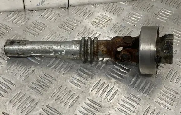 Mercedes-Benz CLS C219 Steering column universal joint A2114603216