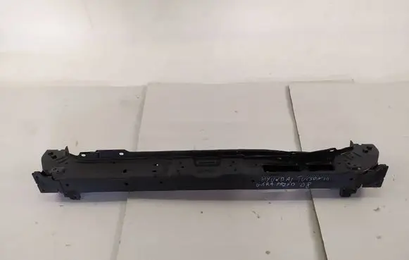 Hyundai Tucson TL Front bumper support beam 