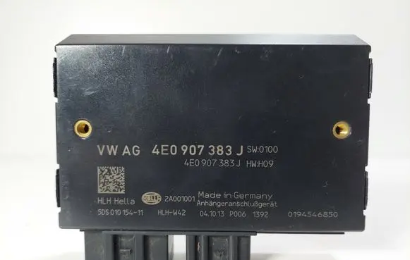 Audi Q7 4L Tow bar trailer control unit/module 4E0907383J