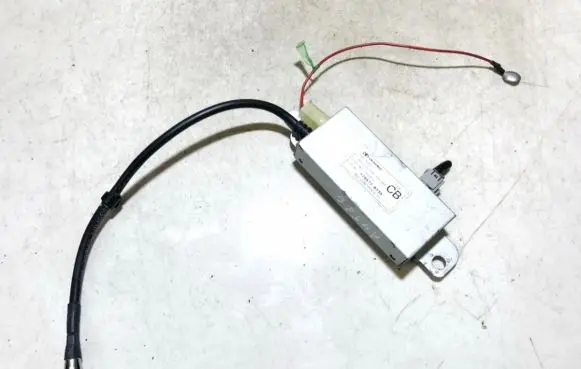 Chevrolet Captiva Antenna control unit 96628318