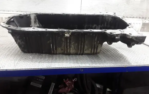 Oil sump