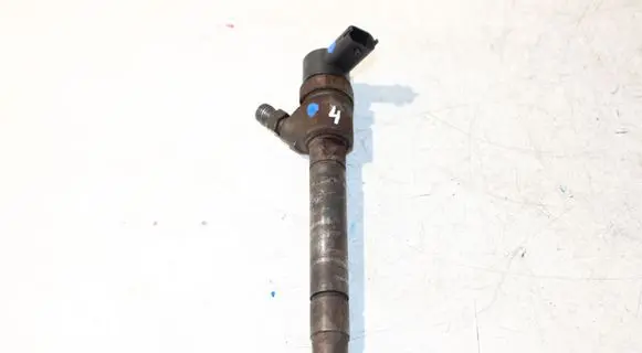 Volvo XC60 Fuel injector 30777526 0445110298