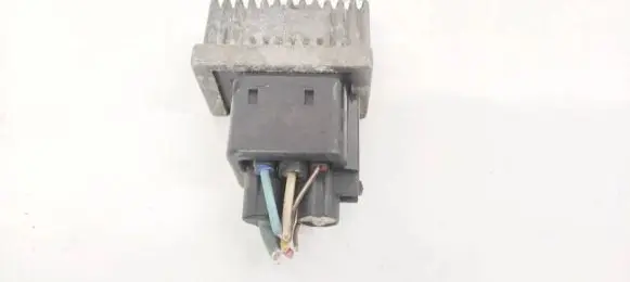 Glow plug pre-heat relay