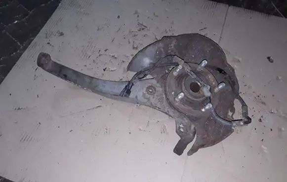 Hyundai Sonata Front wheel hub NOCODE