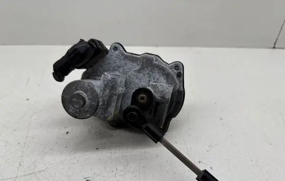 Audi A4 S4 B8 8K Intake manifold valve actuator/motor 059129086L 1019809S06 A2C53289031