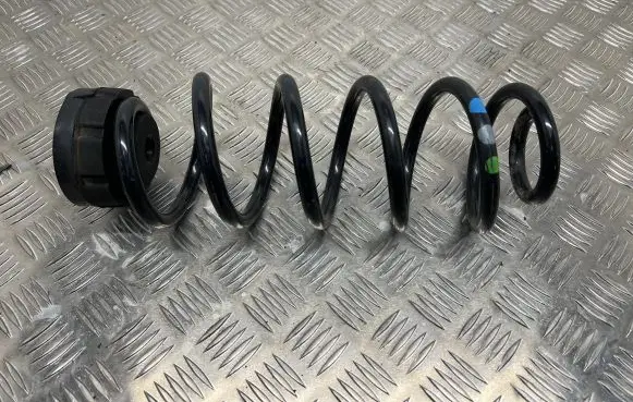 Audi A5 8T 8F Rear coil spring