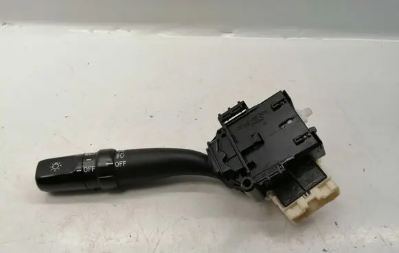 Toyota Avensis T250 Indicator stalk 8414005110 173795