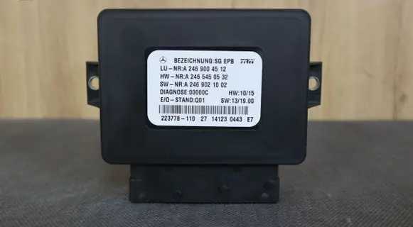 Mercedes-Benz SLK R172 Rear brake EMF control unit/module 2469004512 A2469004512