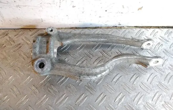 Porsche Macan (95B) Lower shock absorber bracket 95B413038C