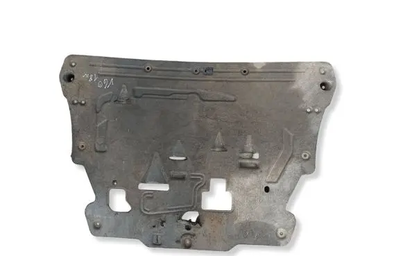 Volvo V60 Engine splash shield/under tray 