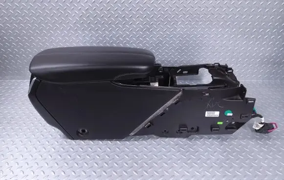 Cadillac XTS Armrest 22984918 22950704 22922182