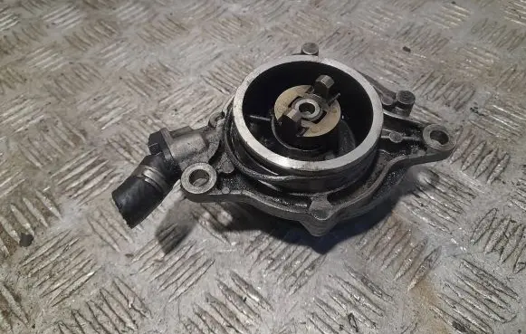 BMW X5 E53 Vacuum pump 7787366C