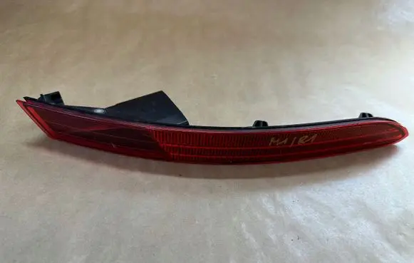 Volkswagen Touareg I Rear tail light reflector A11039