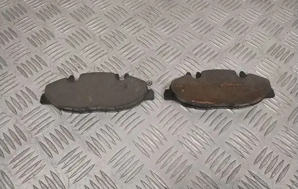Mercedes-Benz Vito Viano W639 Brake pads (front) 