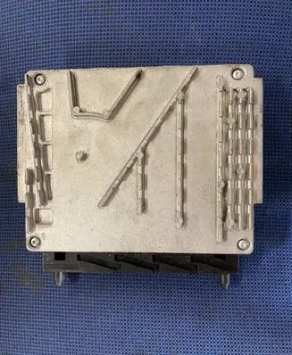 Volvo S60 Engine control unit/module 30637733A 0281011078