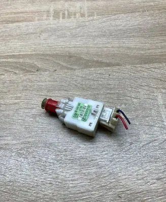Opel Vectra B Brake pedal sensor switch 90569685