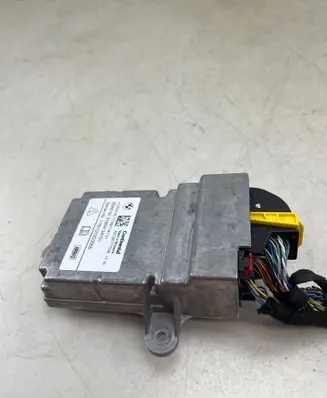 BMW 5 G30 G31 Airbag control unit/module A2C85777008 6841347 31684134701