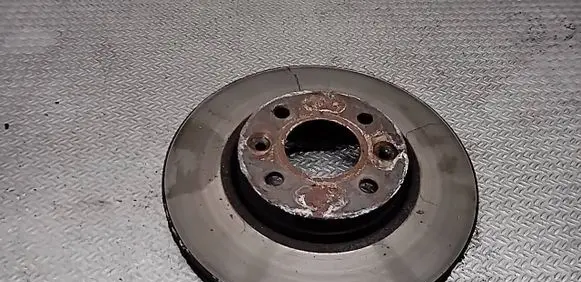 Renault Clio III Front brake disc 