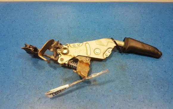 BMW 6 E63 E64 Handbrake/parking brake lever assembly 6775490
