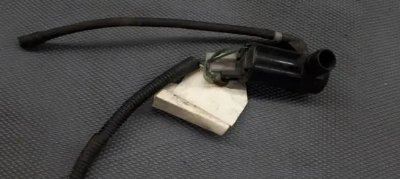Mazda Protege Windscreen/windshield washer pump 860310-2140