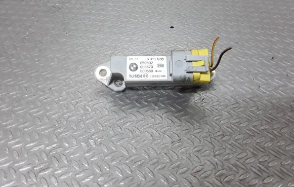 BMW X5 E53 Airbag deployment crash/impact sensor 65776911038