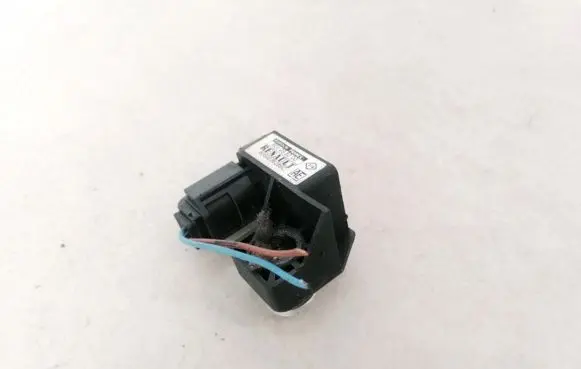 Renault Scenic II - Grand scenic II Airbag deployment crash/impact sensor 8200236286C 601298200