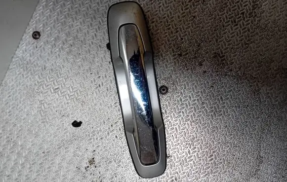 Suzuki Grand Vitara I Rear door exterior handle 8282065d10
