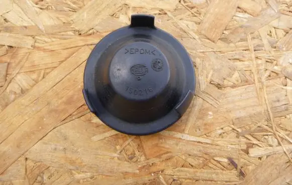 Opel Omega B2 Headlight/headlamp dust cover 150216