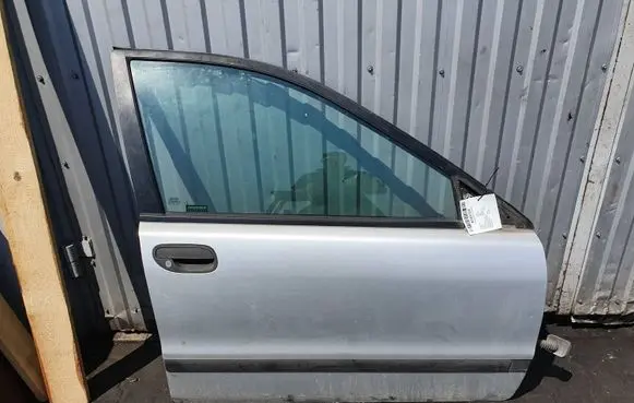 Volvo S40, V40 Front door 32973