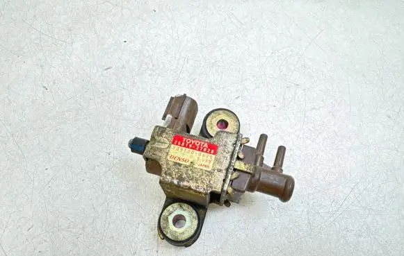Toyota Corolla Verso E121 Turbo solenoid valve 2581927020 1397000670