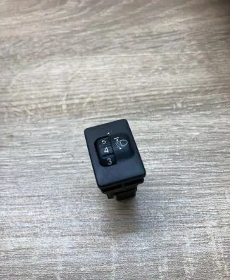 Toyota Auris 150 Headlight level height control switch 8415202040
